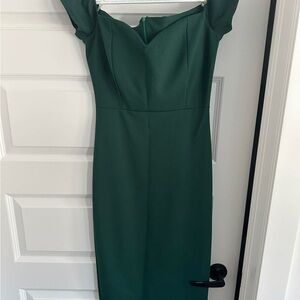 Elegant Green Off-Shoulder Dress